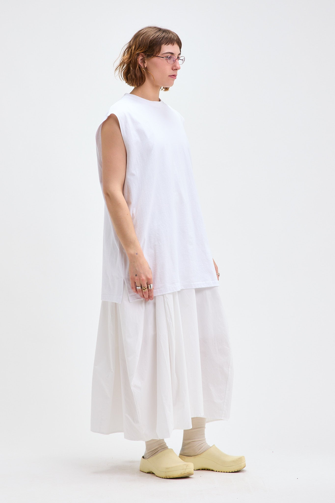 Sleeveless Tee – Newkid Archive