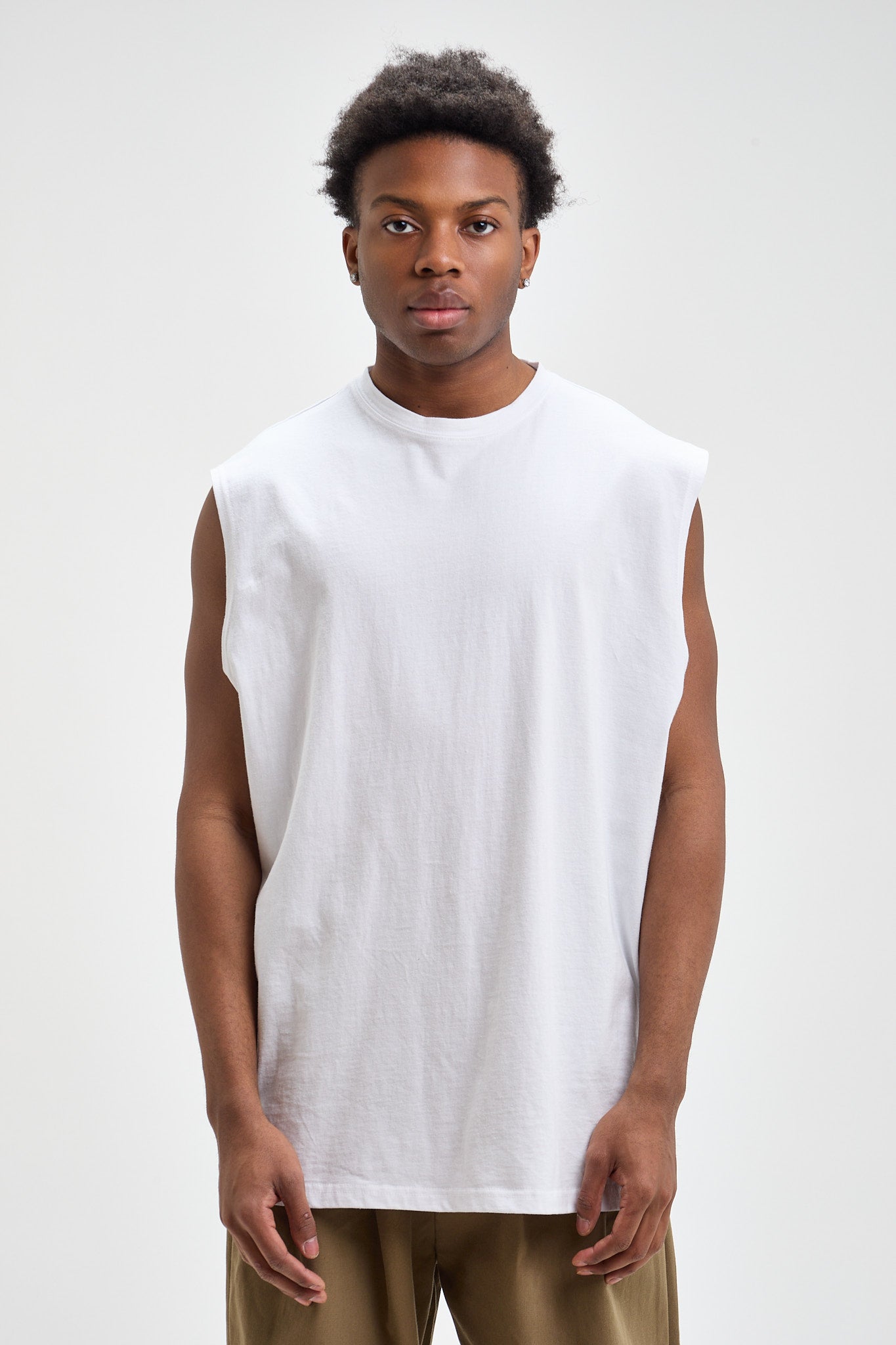 efu EATHER SLEEVELESS TOP ホワイトF Sleeveless Tee – Newkid Archive