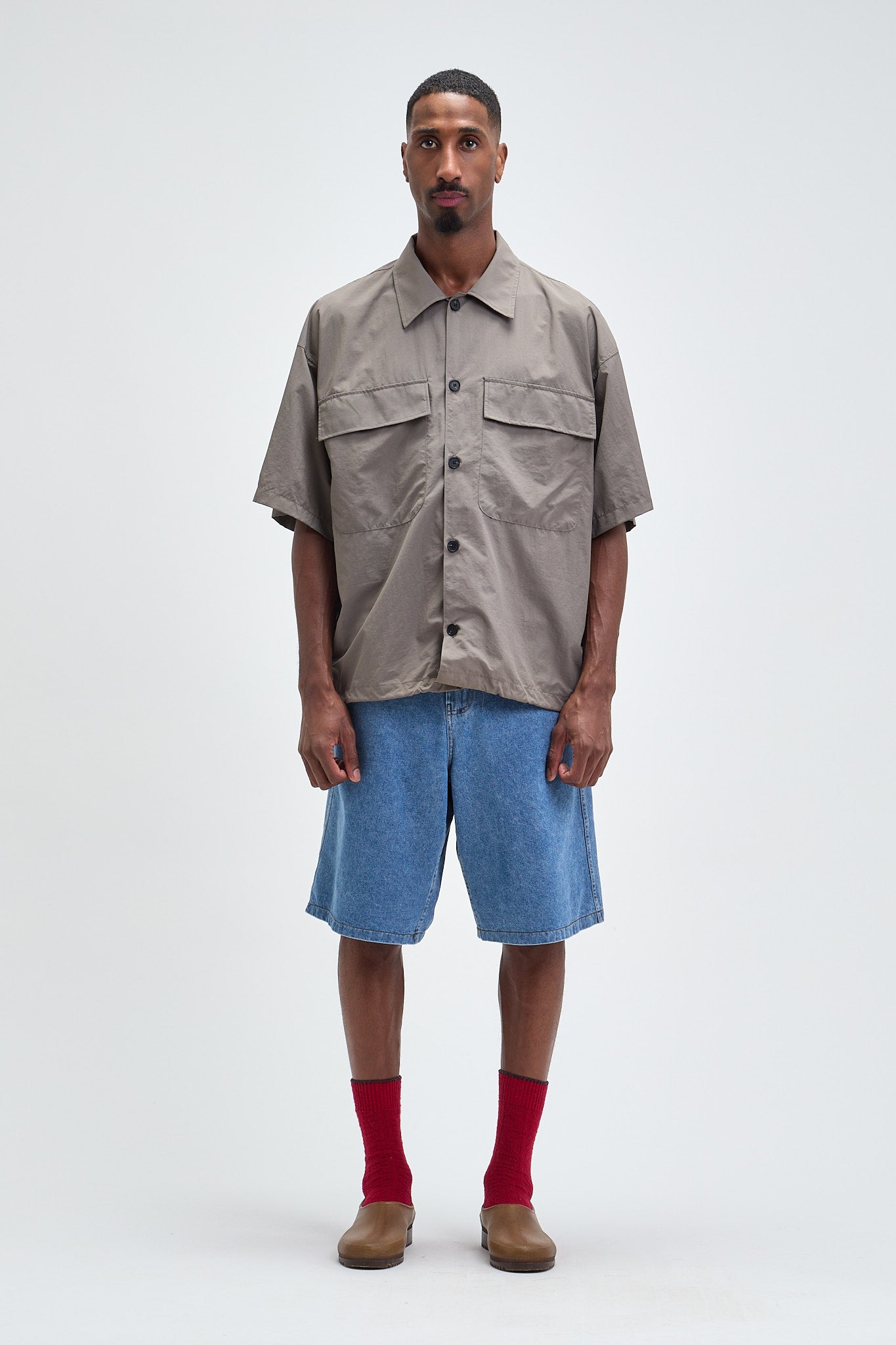 Chemise en nylon convertible