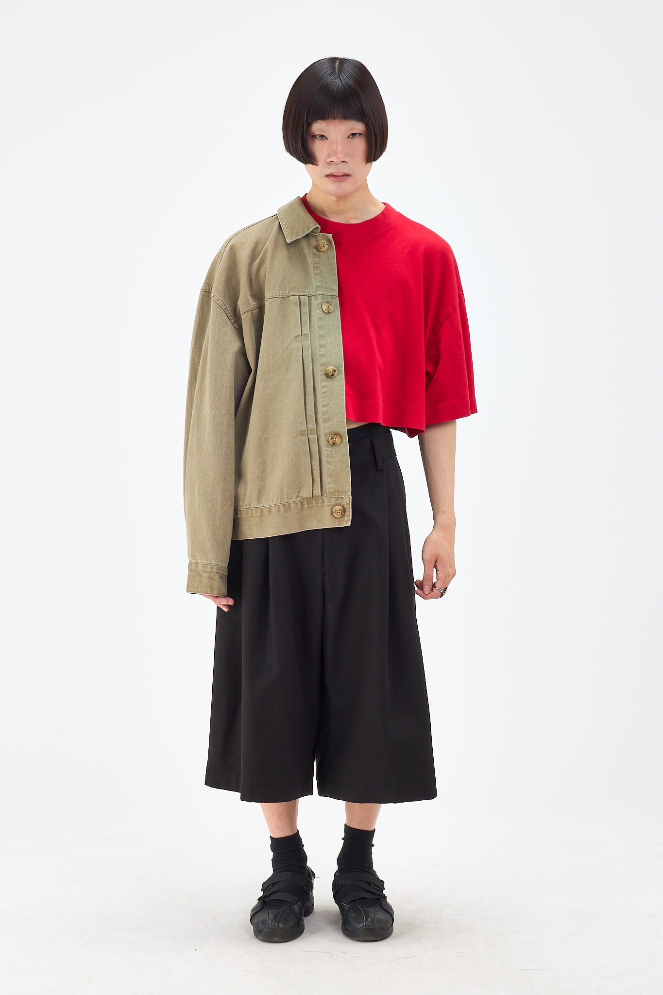 Double Pleated Shorts - Black | Newkid Archive