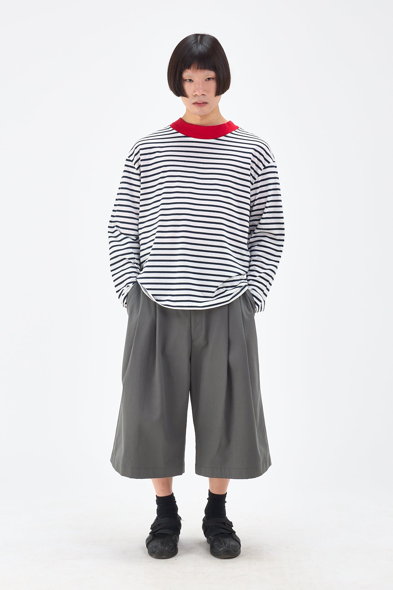 Double Pleated Shorts - Gray | Newkid Archive
