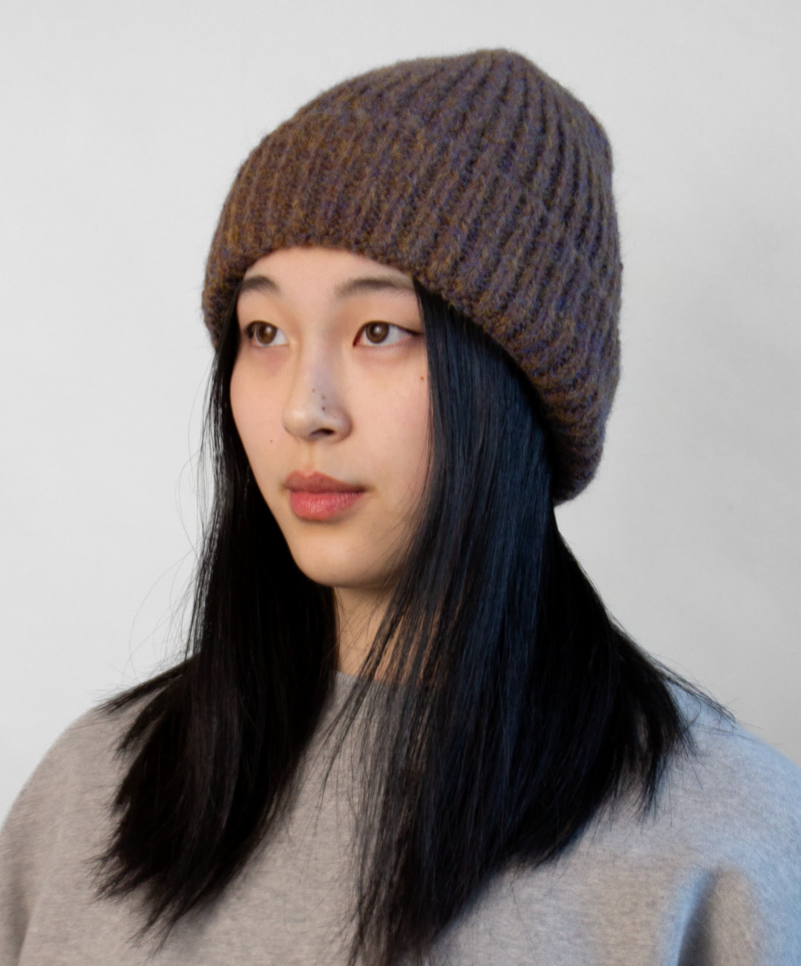 Tweed yarn beanie with structured ribbed texture