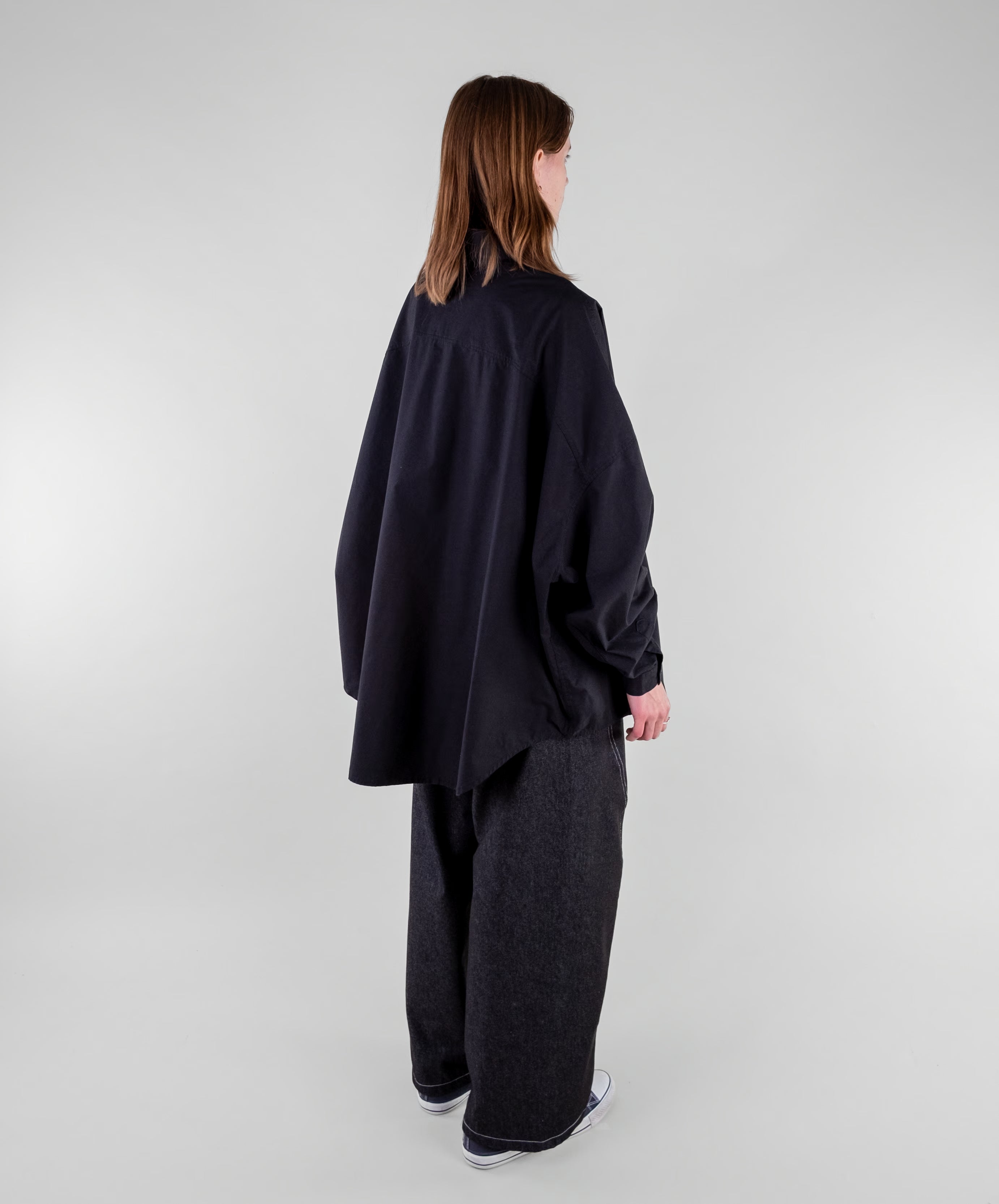 Curved Contrast Stitch Denim Jeans