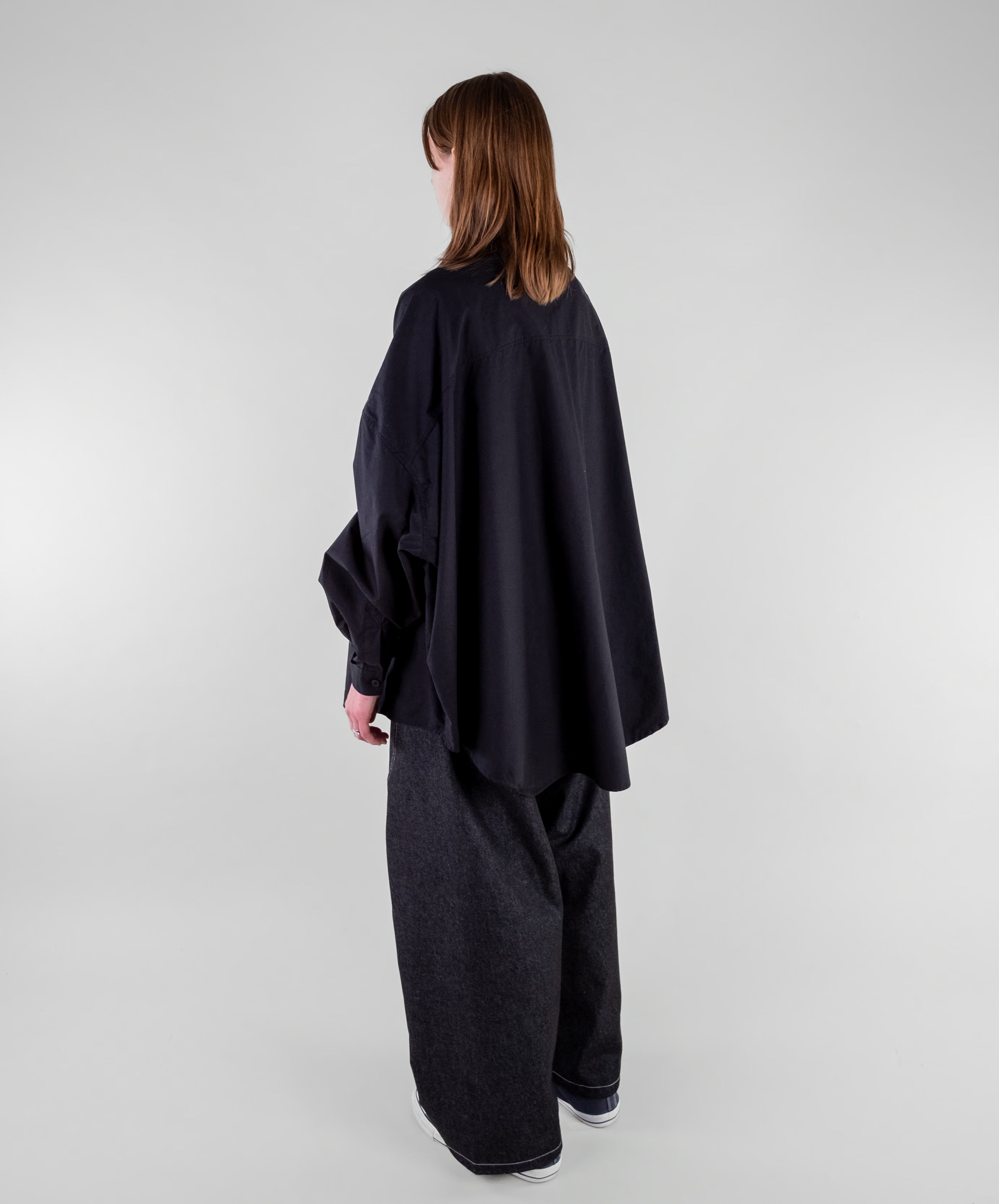 Curved Contrast Stitch Denim Jeans