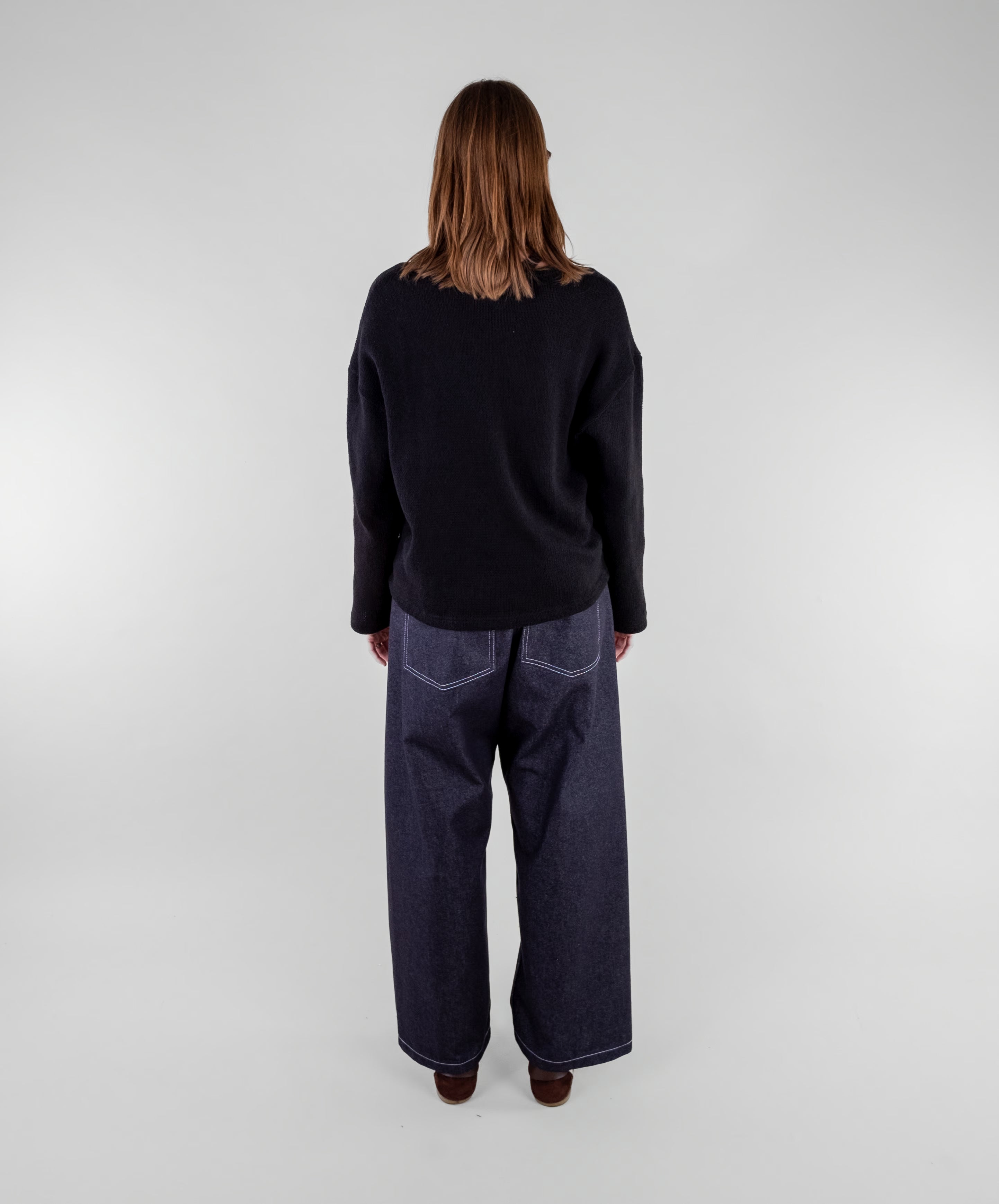 Curved Contrast Stitch Denim Jeans